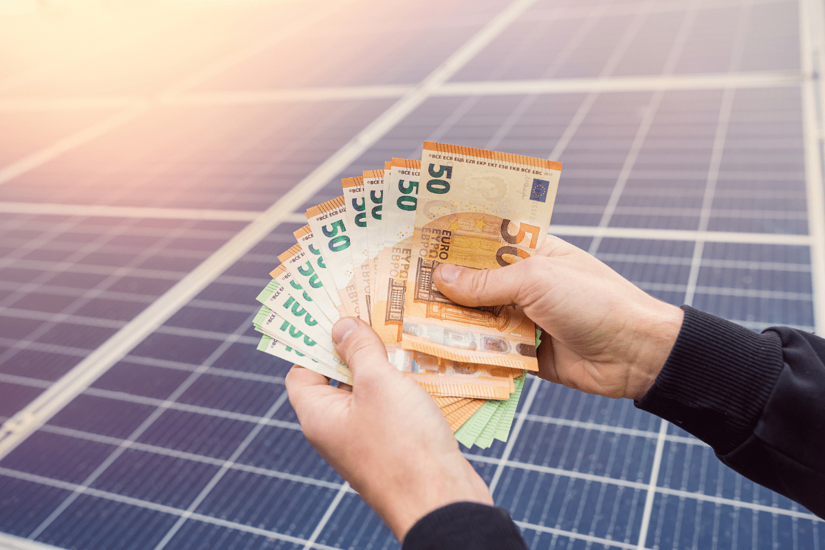 Stromkosten senken mit Solaranlagen